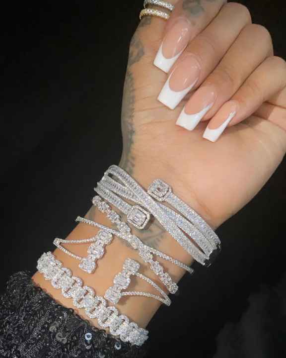 Jewelry and accessories 