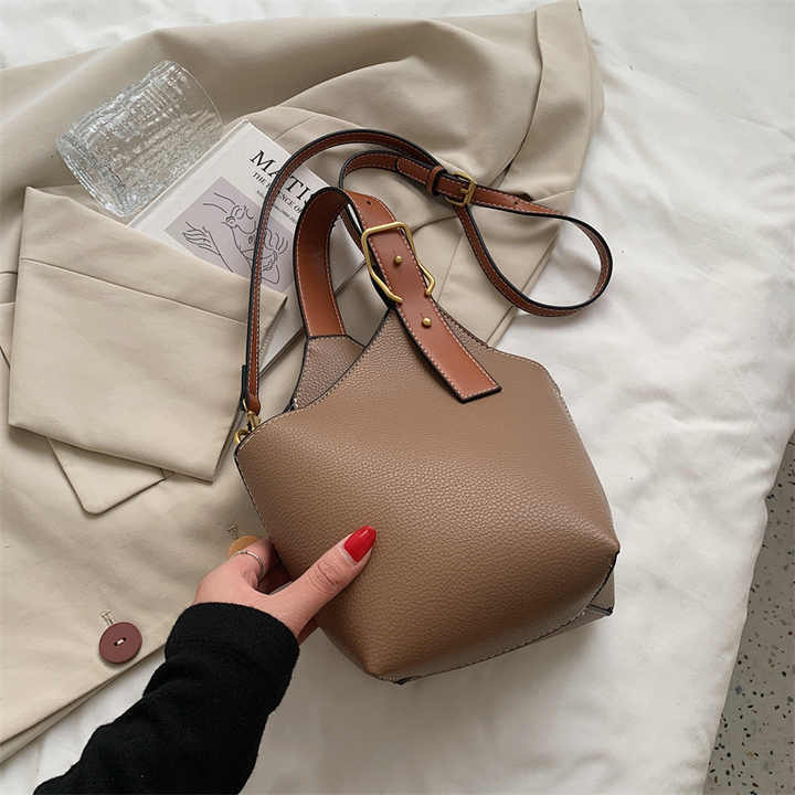 حقيبة يد عصرية للسيدات- Fashion Ladies Handbag With
