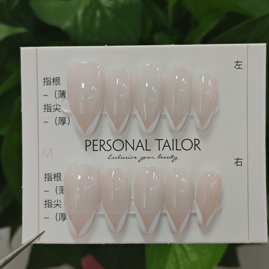 Luxury Designed Reusable Nails 