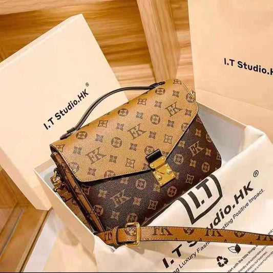 اصدار أصلي من حقائب اليد للسيدات  Original Edition Ladies Handbags