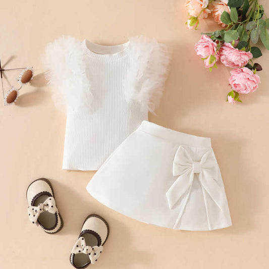 Stylish newborn baby girls 