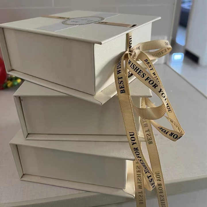 gift boxes 
