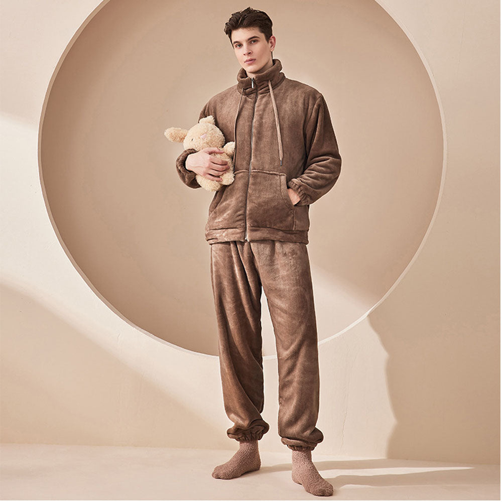 بدلات نوم رجال كم طويل