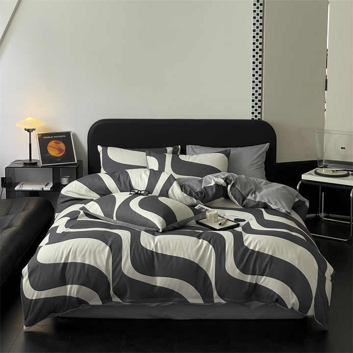 4-piece bed sheet and pillowcase set, made of 100% soft 