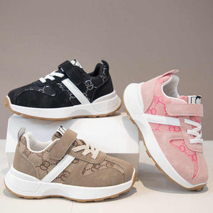 أحذية ركض عصرية عالية القيمة للجنسين لجميع . High-value, fashionable, unisex, all-season outdoor