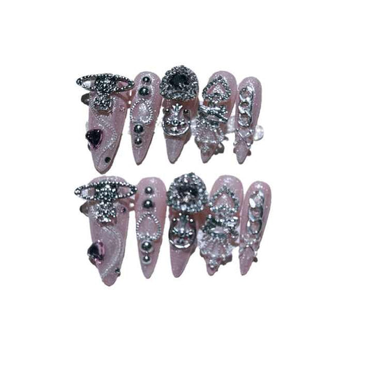 artificial nails 