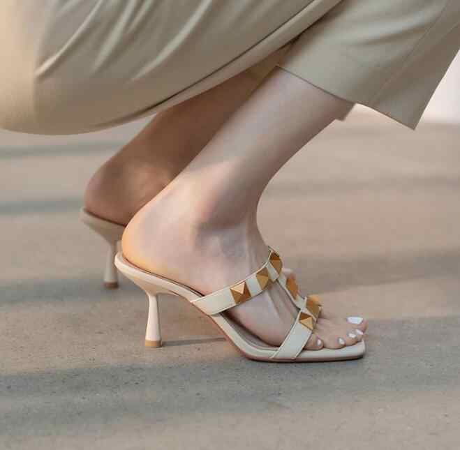 Summer Leather -حذاء صيفي