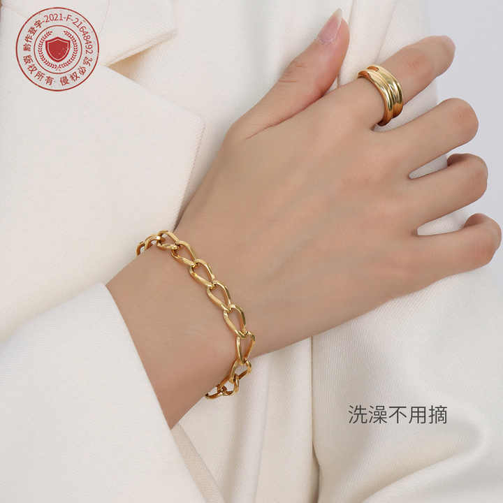 New geometric plated bracelet 