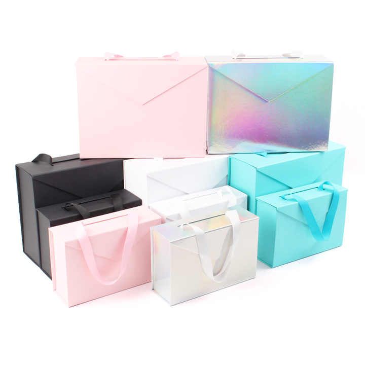 Luxury Apparel Packaging Boxes 
