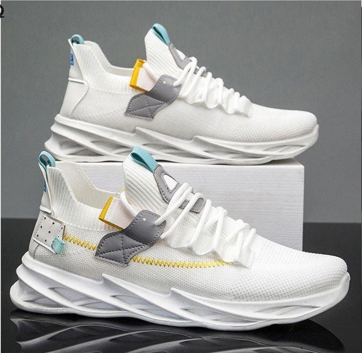 Trendy Spring Sneakers 