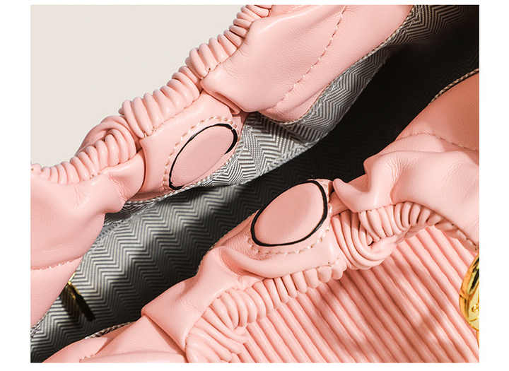 Custom shoulder bag for little girls