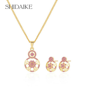 Jewelry and accessories 