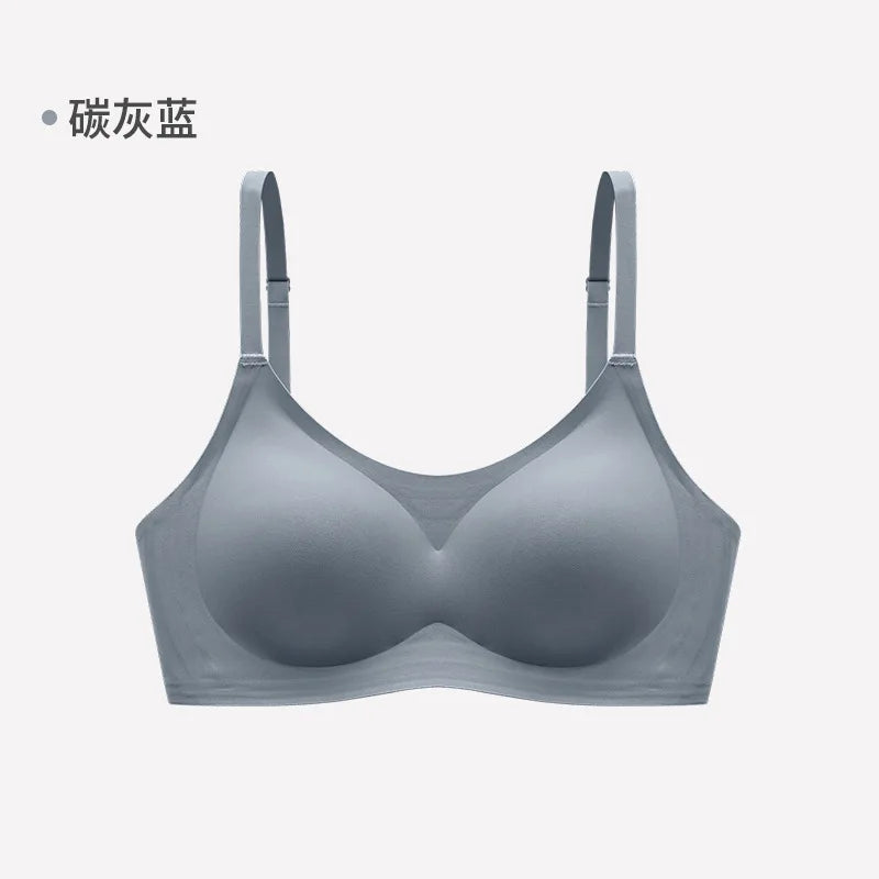 ملابس نسائية داخلية