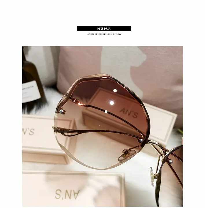 نظارات شمسية نسائية  Women's sunglasses