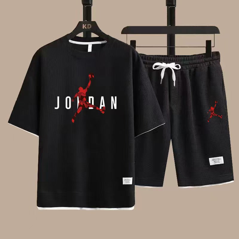 بدلات صيفية أنيقة