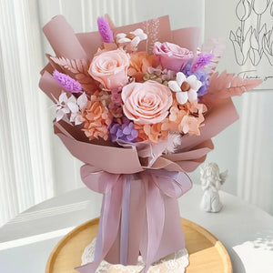 بوتيك فلاور - باقة بنفسجية