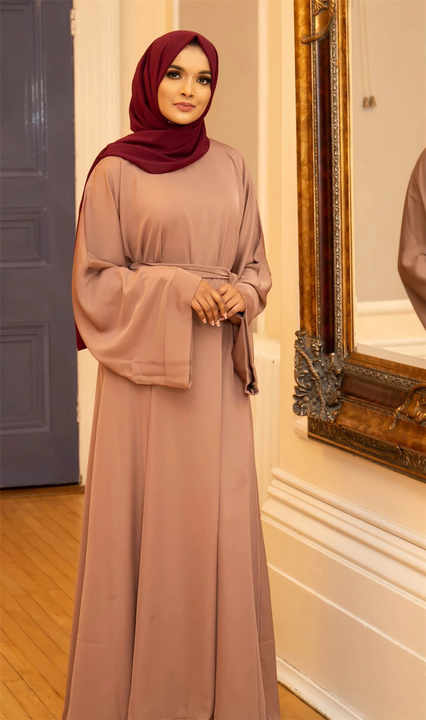 Customized Dubai Middle East-فستان إسلامي تقليدي