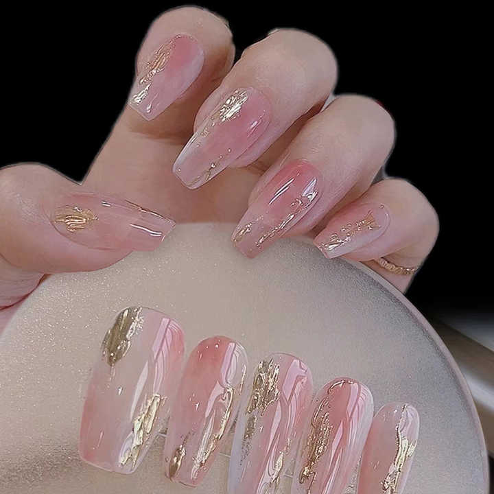 Artificial Nails 