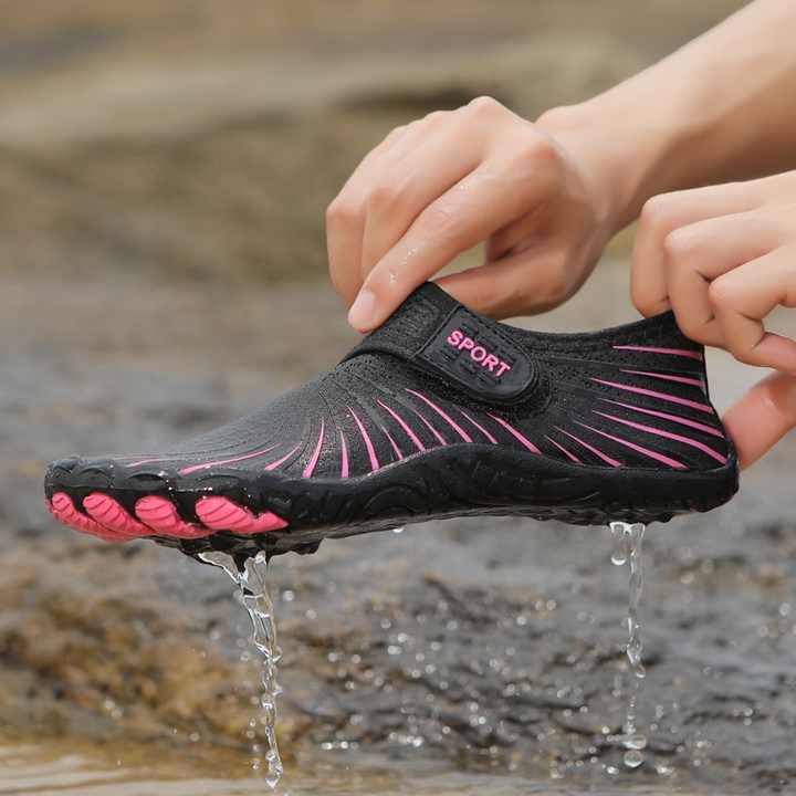 Women men swimming pool 