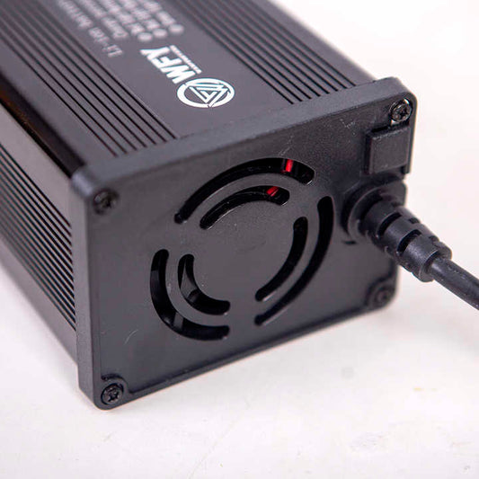 شاحن بطارية  فولت للسكوتر