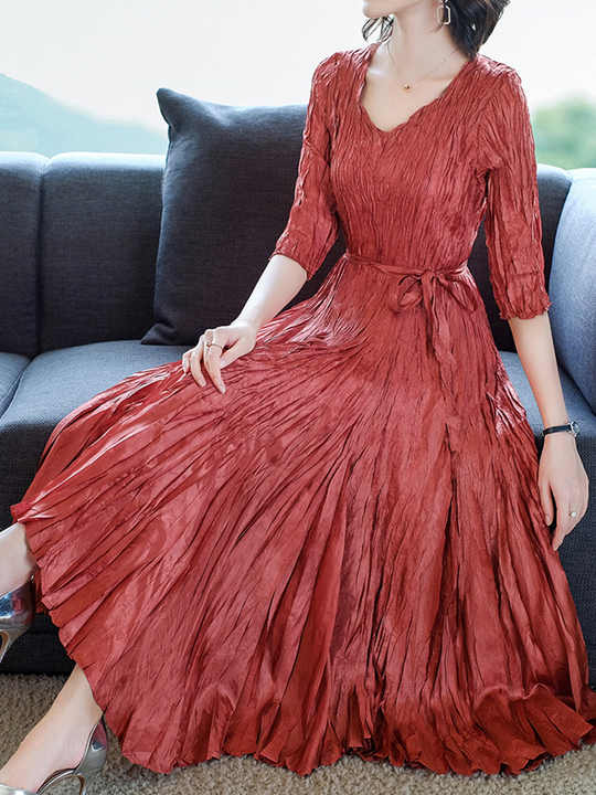 Women's foreign style dress