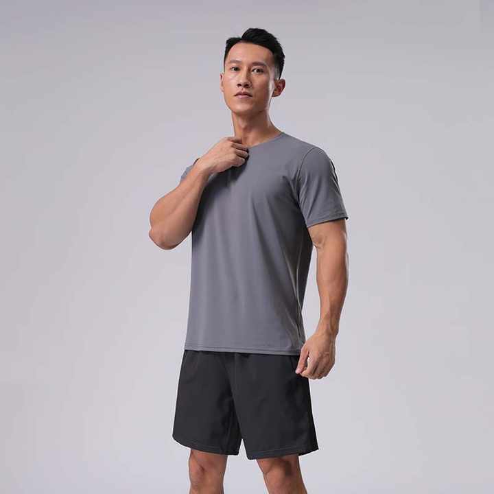 Good quality men's t-shirt 