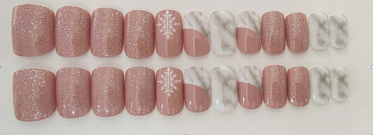 Artificial nails 