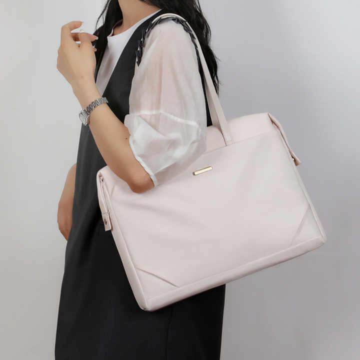 New luxury women's nylon handbags 