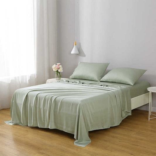 Luxury comforter sets with exquisite design consisting of: 