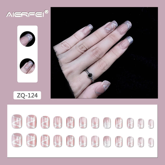 24 قطعة من أظافر صناعية  - Nails