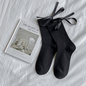 جوارب نسائيه