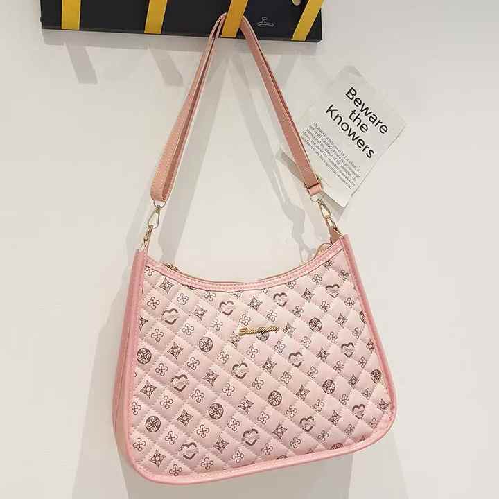 Stylish and high-quality women's shoulder bags