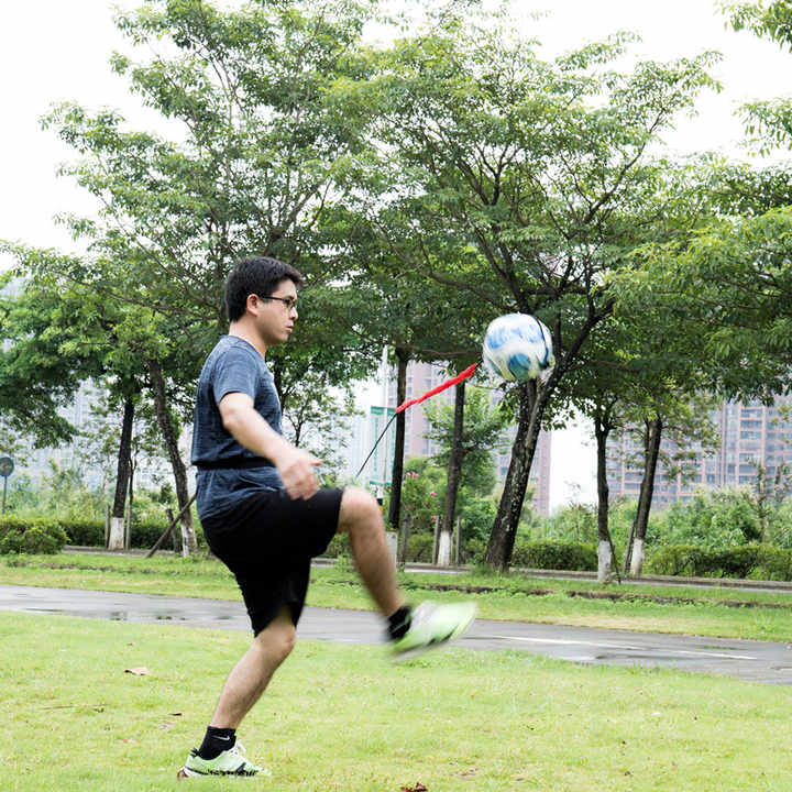 Football training equipment 