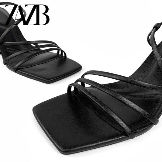 أحذية بكعب عالٍ من الجلد -  high-heeled leather shoes