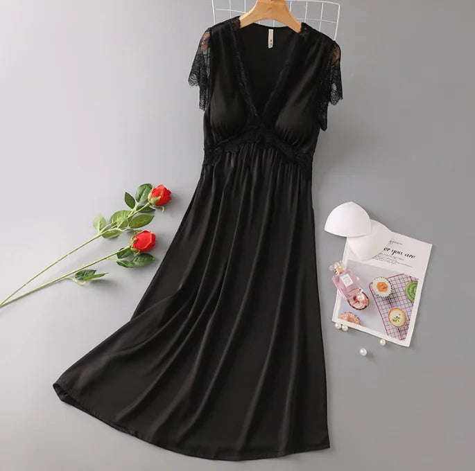 بيجامة نوم نسائية مثيرة