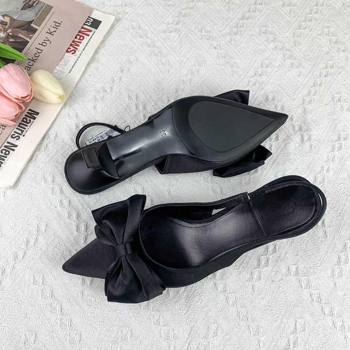 Elegant women's heels 