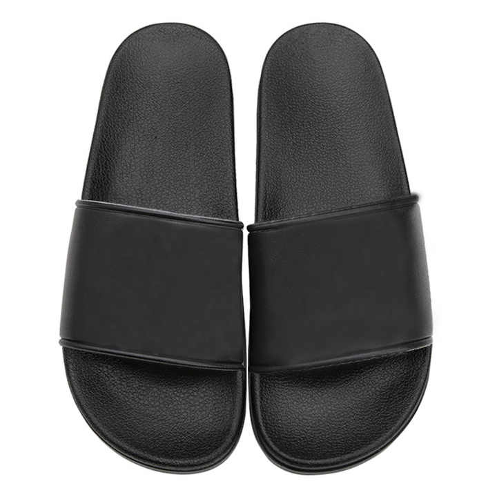 New trendy men's slippers 