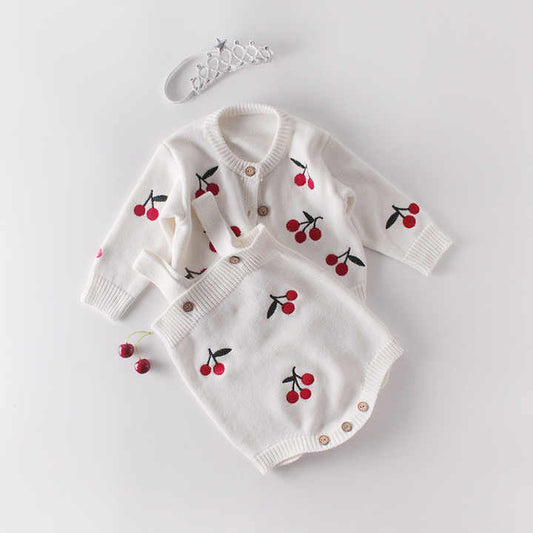 Newborn baby girls clothes 