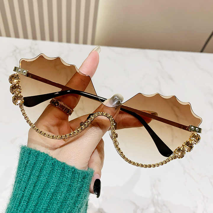 نظارات شمسية نسائية   Gold Women's Sunglasses
