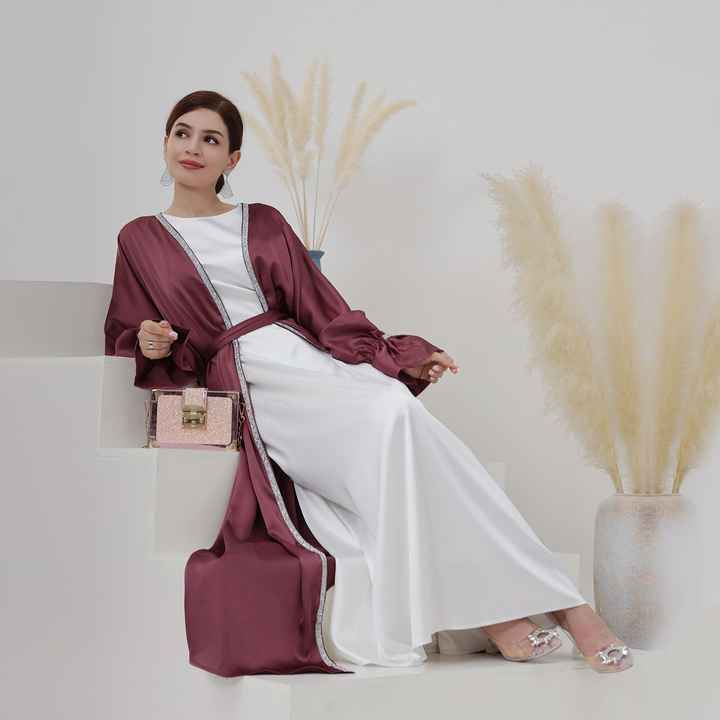 عباية ملونة انيقة