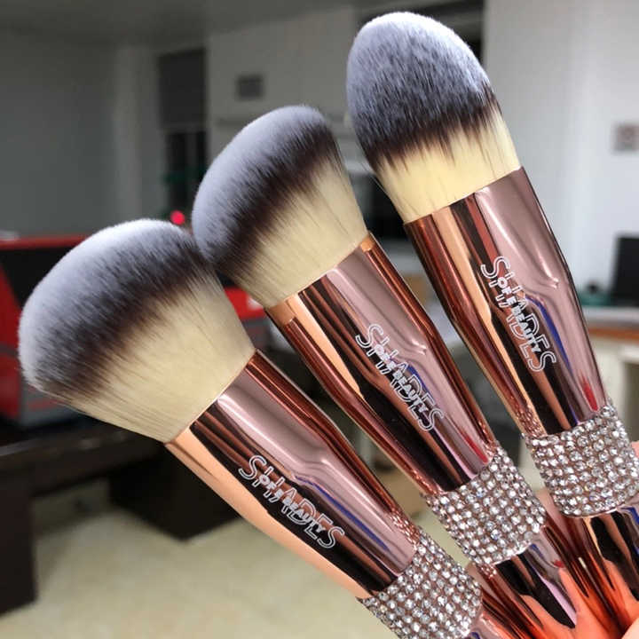 مجموعة فرش مكياج