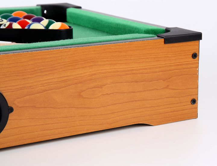 Pool table entertainment games 