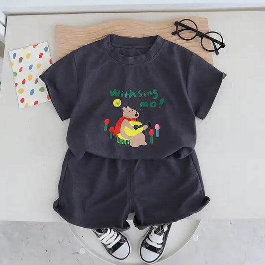 شورت اولاد مع تي شيرت باكمام قصيرة