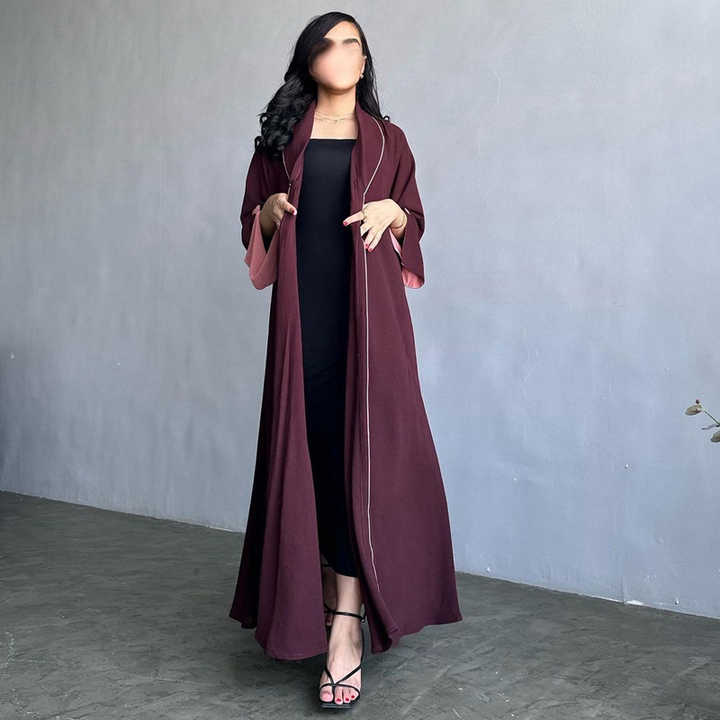 ملونة  عباءة إسلامية
