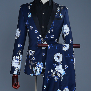 Customize high-end men's suits 