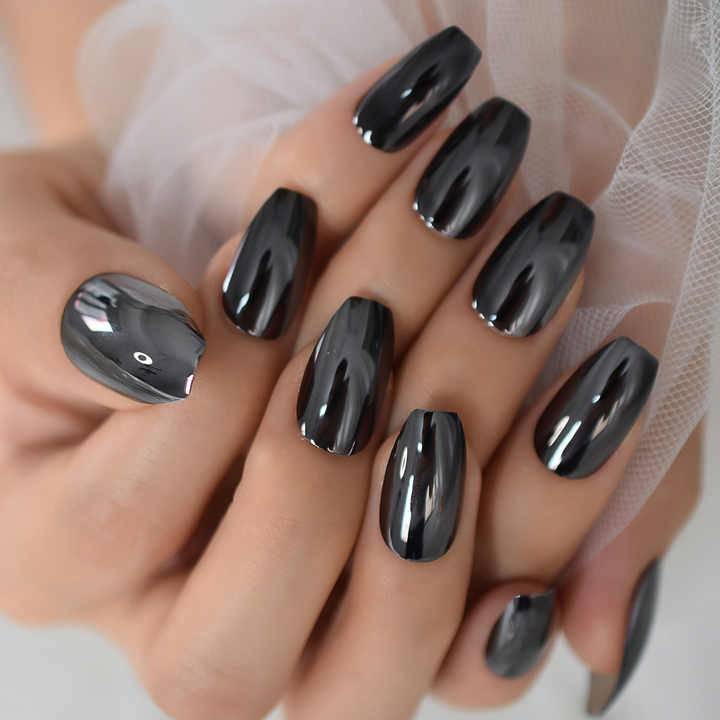 Metallic Black Fake Nail Reflective Surface 