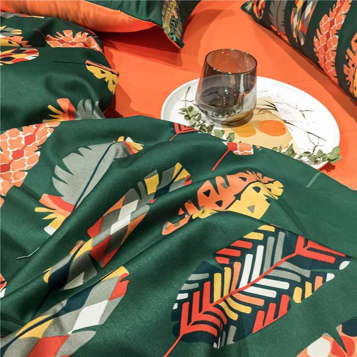 High quality printed duvet cover set made of 100% cotton. 