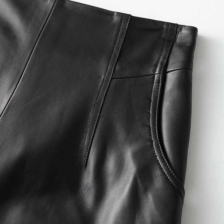 Women's casual shorts 