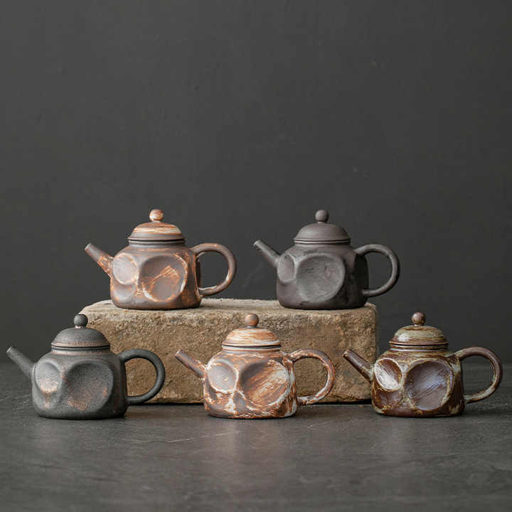 Japanese style small raw pottery teapot 