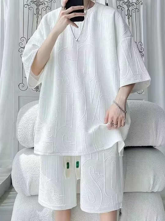 leisure tracksuit 
